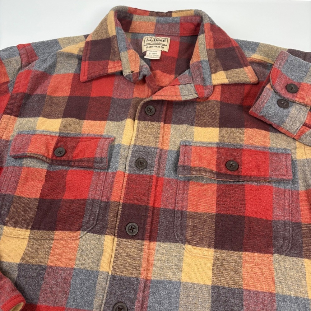 LL Bean Mens Small Red Plaid Flannel Button Up Shirt Traditional Fit Outdoor